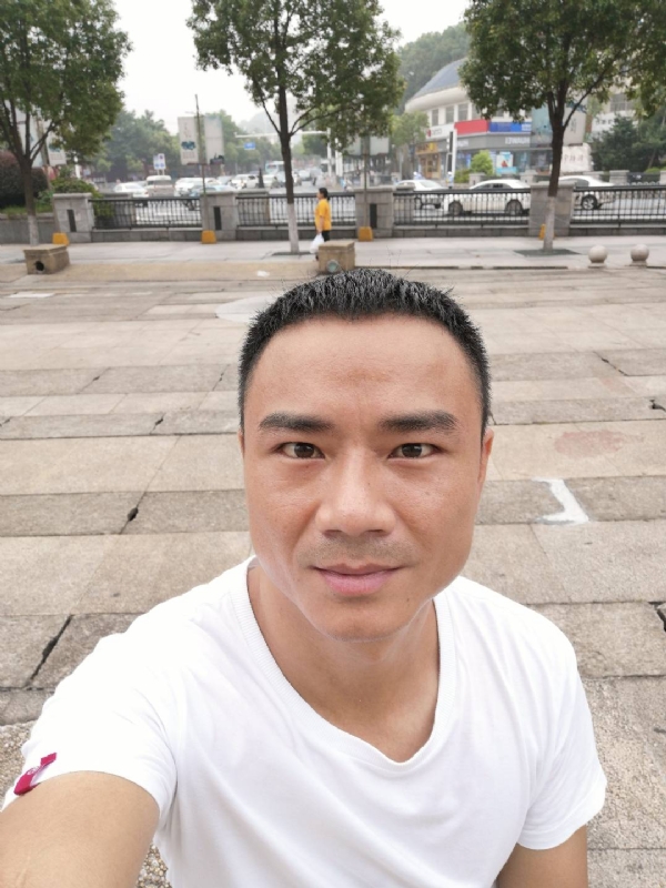 水木年华的第三张照片--石家庄相亲服务中心