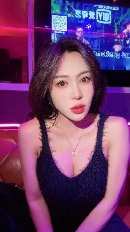 素素可月的第二张照片--石家庄相亲服务中心