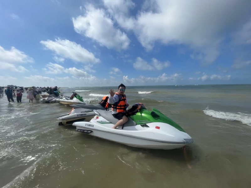 千度D雄的第四张照片--石家庄相亲服务中心