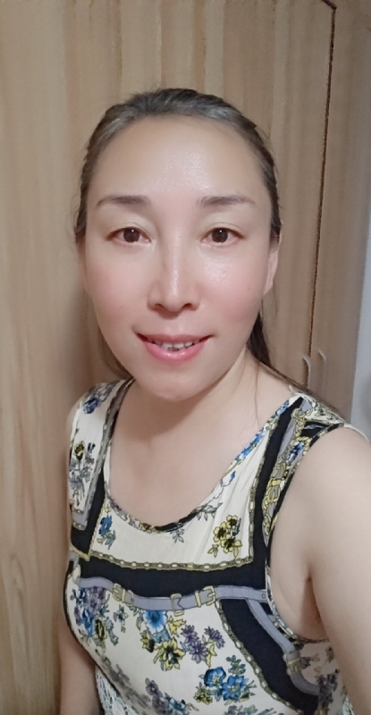 晓琴的第一张照片--石家庄相亲服务中心