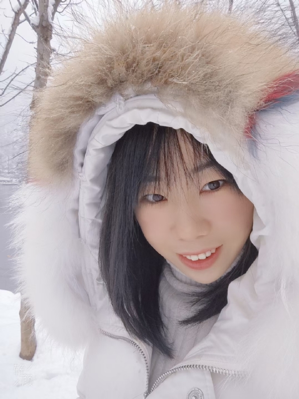 93年女会计的第一张照片--石家庄相亲服务中心