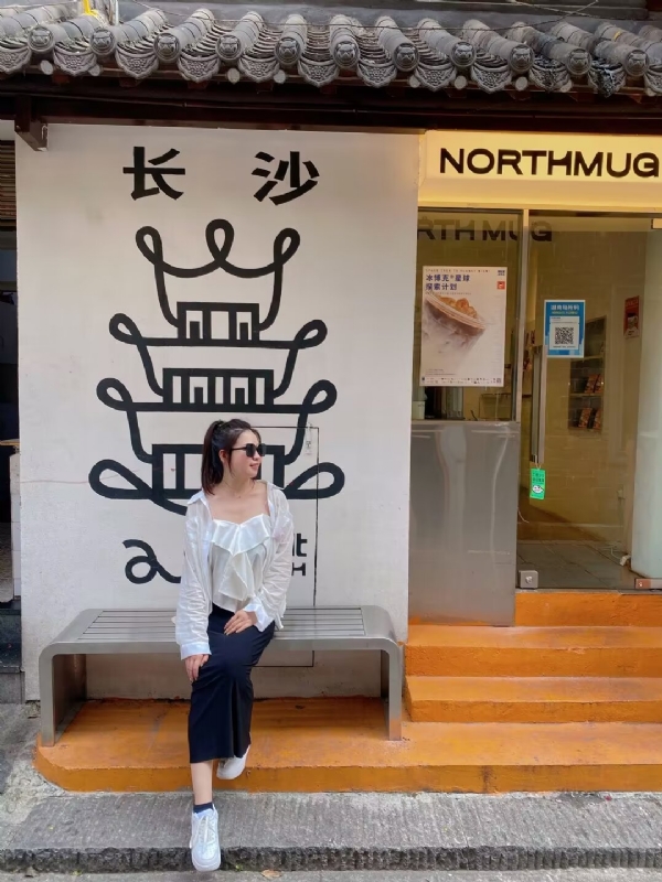 Lin的第二张照片--石家庄相亲服务中心