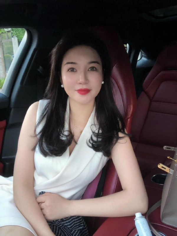 小雨的第一张照片--石家庄相亲服务中心