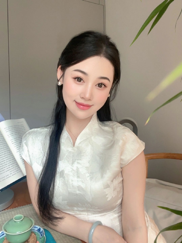 小慧的第一张照片--石家庄相亲服务中心