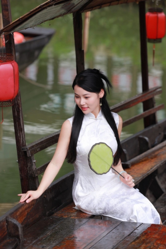 小慧的第二张照片--石家庄相亲服务中心