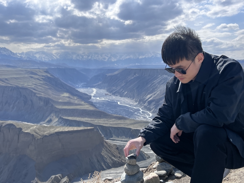 蓦然回首的第一张照片--石家庄相亲服务中心