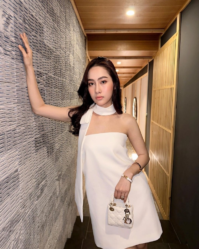 nana的第二张照片--石家庄相亲服务中心