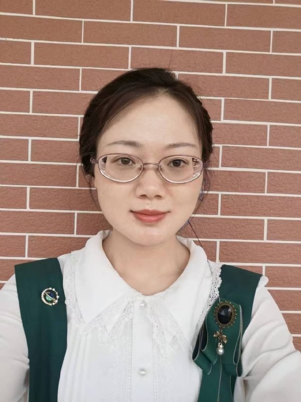 Lily的第一张照片--石家庄相亲服务中心