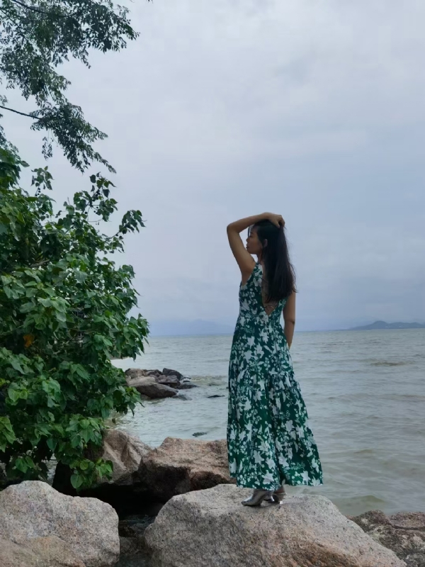 甜以待人的第四张照片--石家庄相亲服务中心