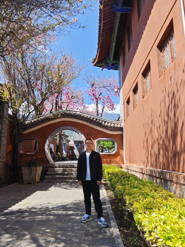 简单的第一张照片--石家庄相亲服务中心