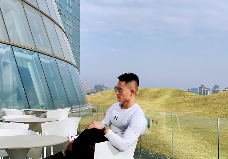 保家卫国的第二张照片--石家庄相亲服务中心