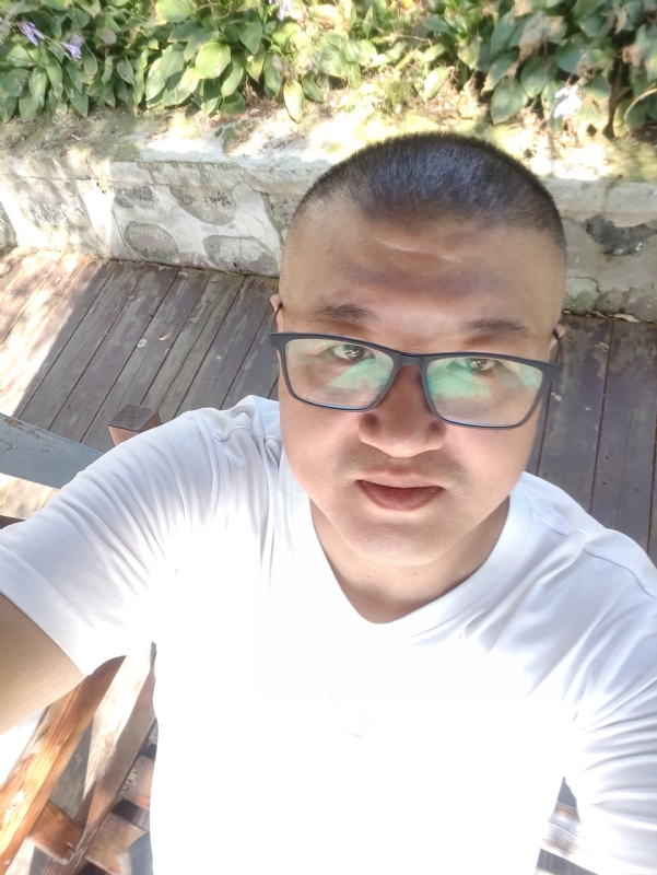 羊十八的第一张照片--石家庄相亲服务中心