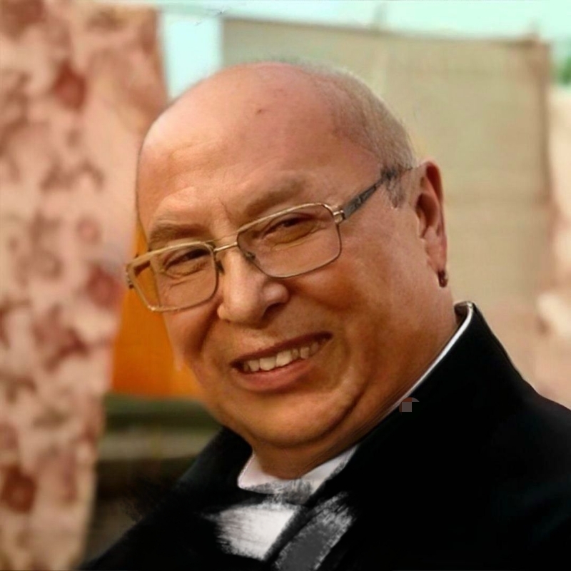 牵着猪儿看秀儿的第一张照片--石家庄相亲服务中心