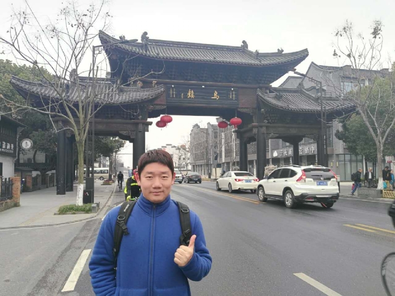 秋风秋雨的第一张照片--石家庄相亲服务中心