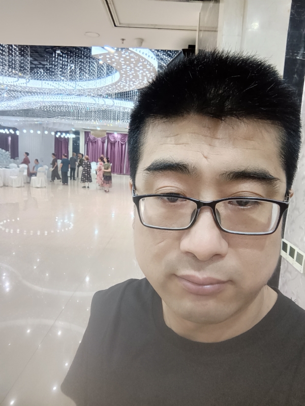 晴天的第三张照片--石家庄相亲服务中心