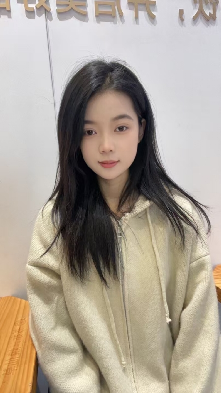 草莓奶昔的第一张照片--石家庄相亲服务中心