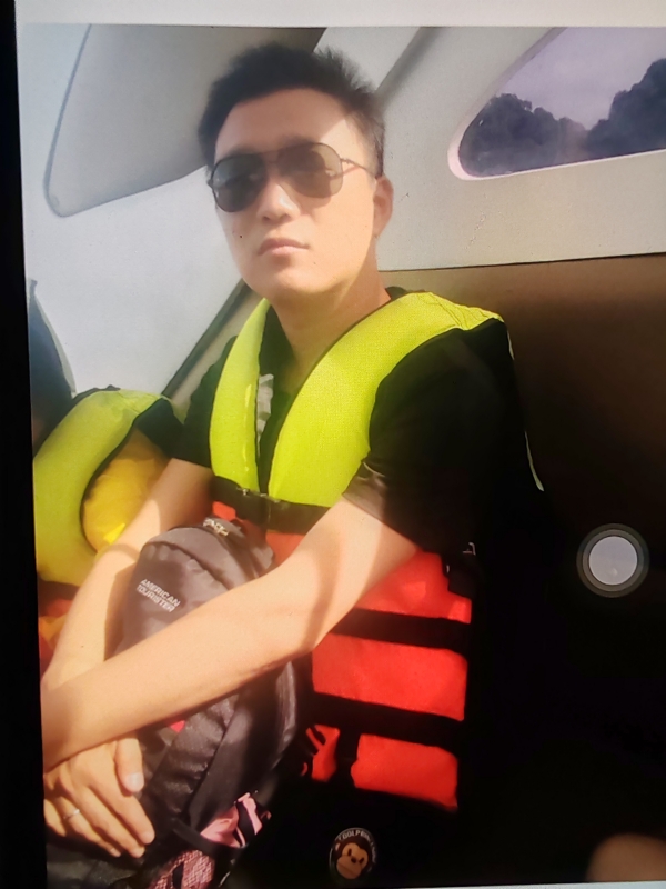 座看烟霞散的第一张照片--石家庄相亲服务中心