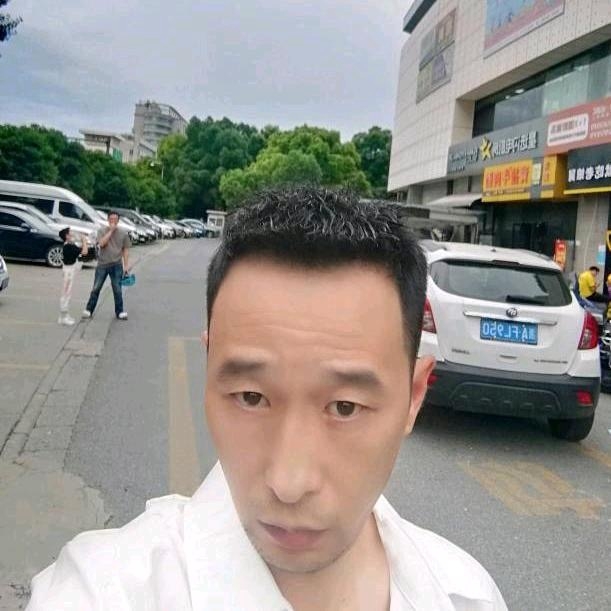 小林的第一张照片--石家庄相亲服务中心