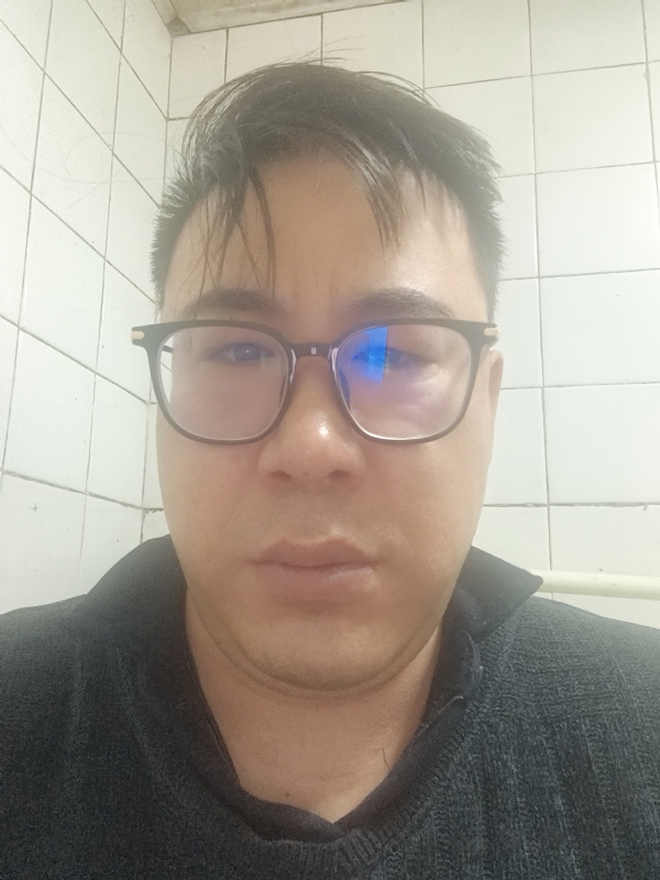 迷失自我的第一张照片--石家庄相亲服务中心