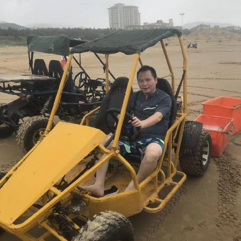 向前的第一张照片--石家庄相亲服务中心