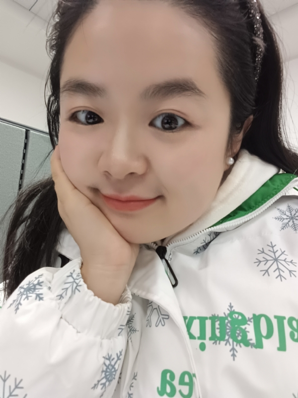 玥玥的第一张照片--石家庄相亲服务中心