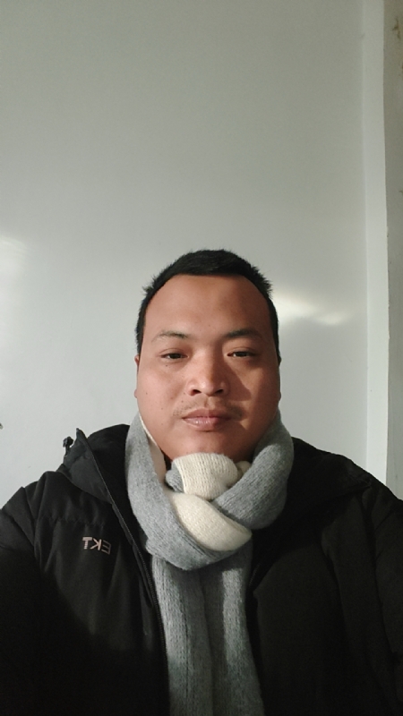 猪小凯的第一张照片--石家庄相亲服务中心