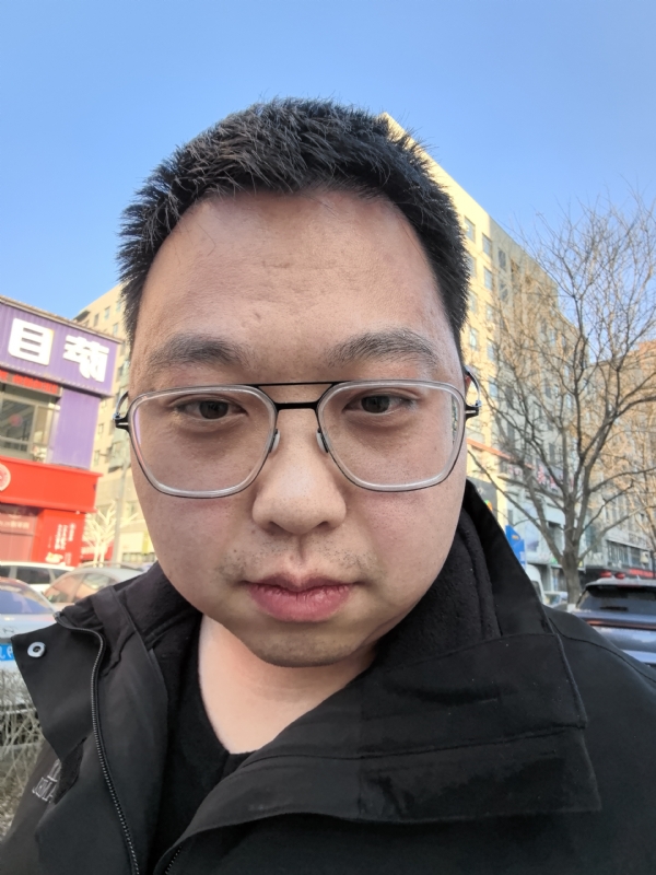 宋哲的第一张照片--石家庄相亲服务中心