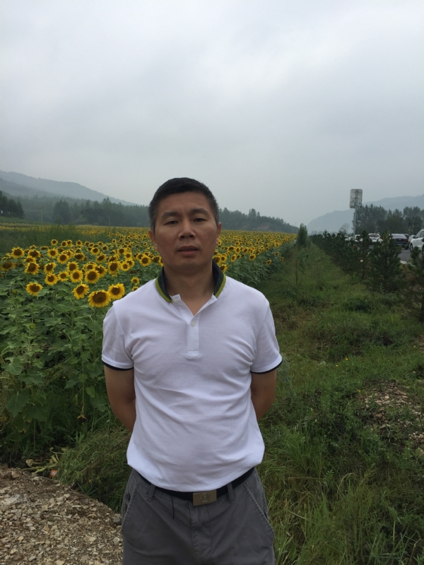 爱拼才会赢的大叔的第三张照片--石家庄相亲服务中心