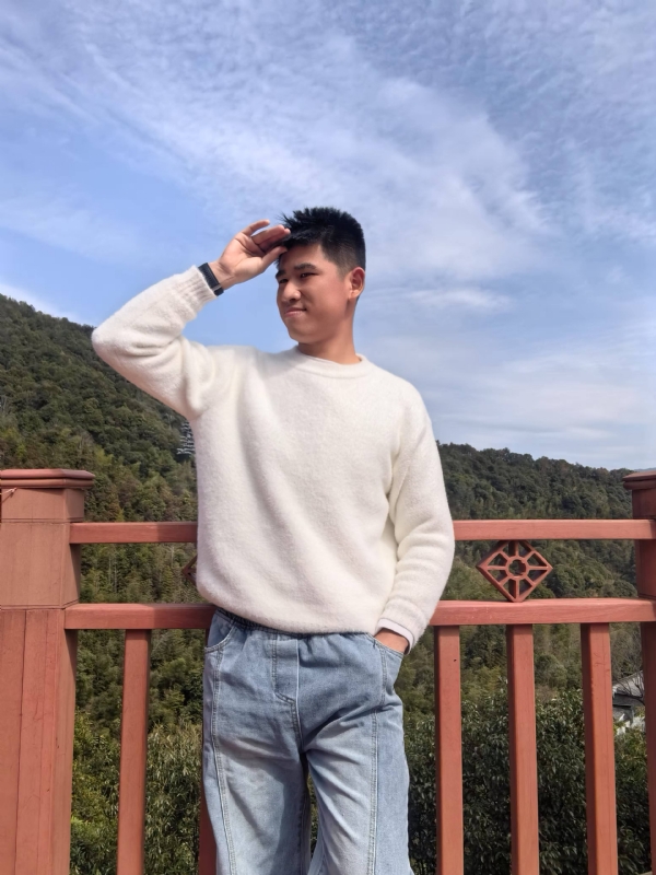 颜SEME的第一张照片--石家庄相亲服务中心