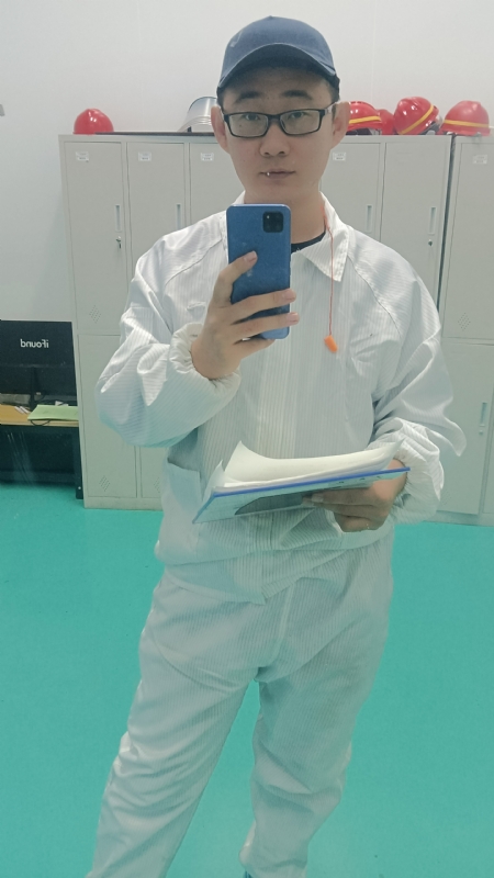 黑黑一笑的第四张照片--石家庄相亲服务中心