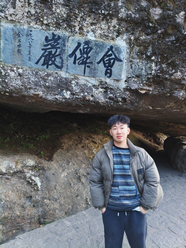 帅邓拖网速的第二张照片--石家庄相亲服务中心