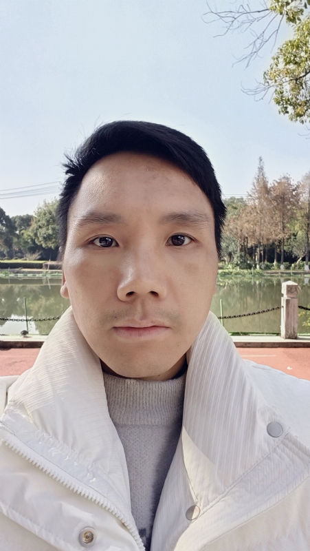 郑启新程的第一张照片--石家庄相亲服务中心