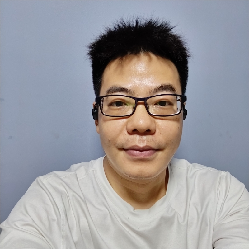 八月的星光的第一张照片--石家庄相亲服务中心