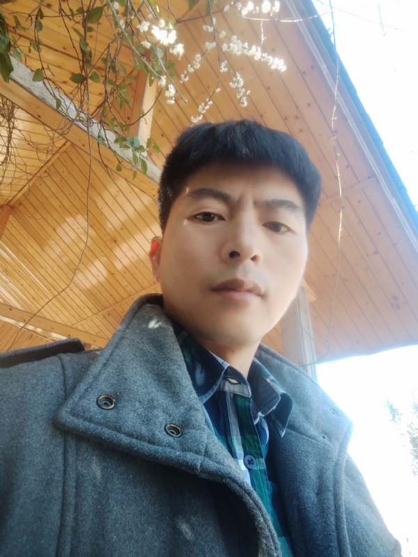 阿明的第一张照片--石家庄相亲服务中心