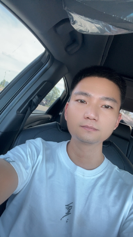 小江的第二张照片--石家庄相亲服务中心