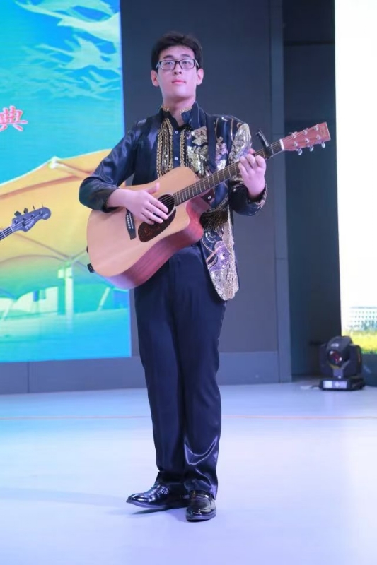 一叶知秋ZG的第一张照片--石家庄相亲服务中心