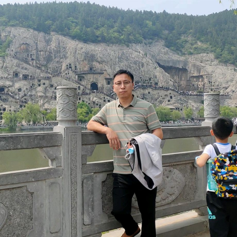 啊坤的第一张照片--石家庄相亲服务中心