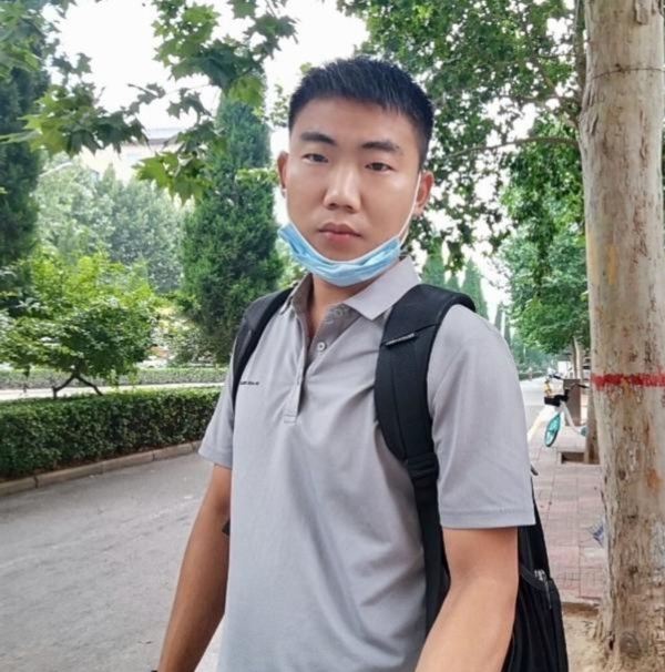 90年男征婚的第一张照片--石家庄相亲服务中心