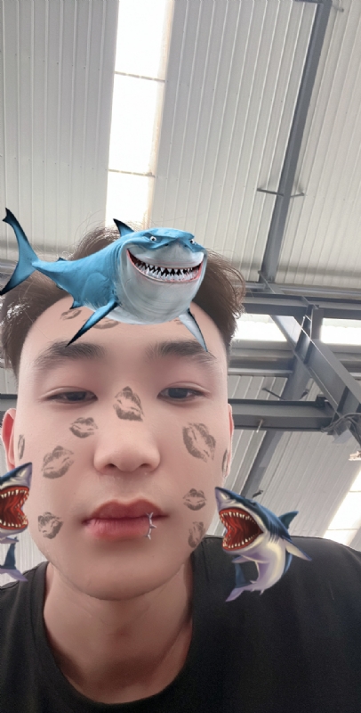 孤独的人的第一张照片--石家庄相亲服务中心