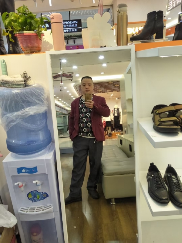 真诚征婚的第四张照片--石家庄相亲服务中心