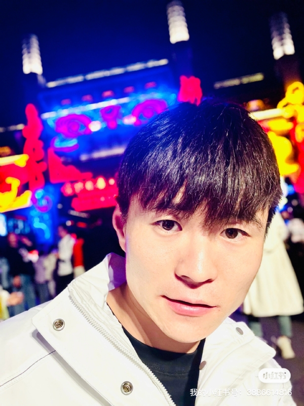 两年又三年的第二张照片--石家庄相亲服务中心