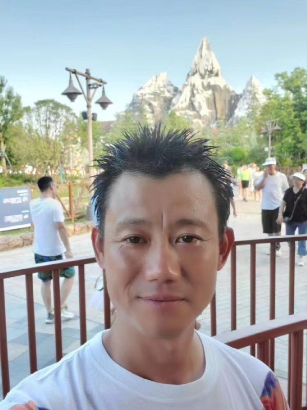 艾氏涂料博的第一张照片--石家庄相亲服务中心