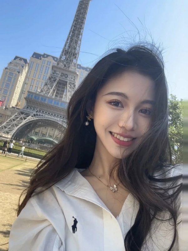 Anna的第一张照片--石家庄相亲服务中心