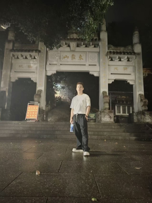 慕晨的第一张照片--石家庄相亲服务中心