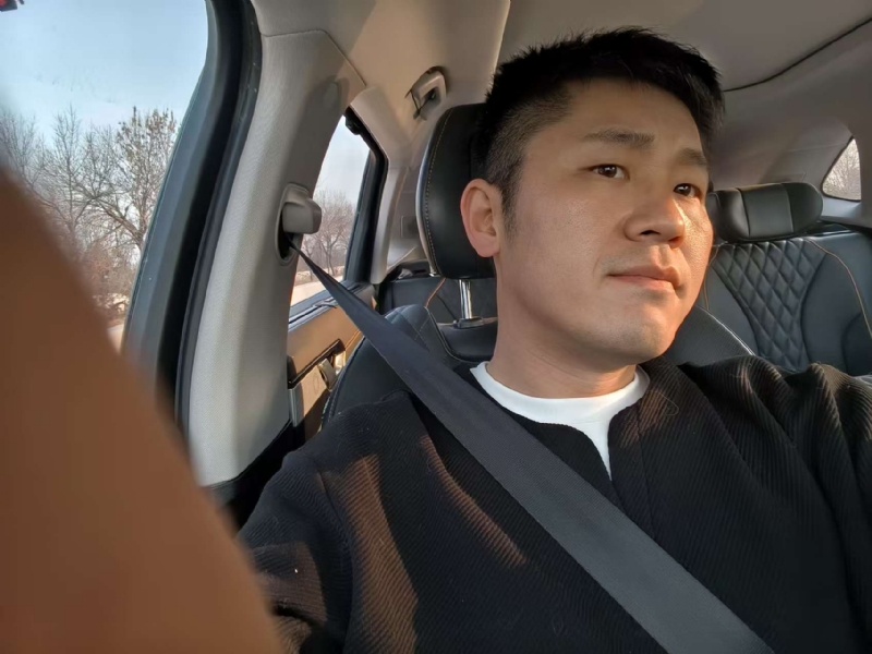 超哥的第二张照片--石家庄相亲服务中心