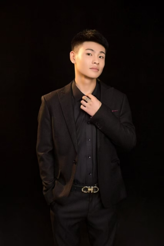 刘小船的第一张照片--石家庄相亲服务中心