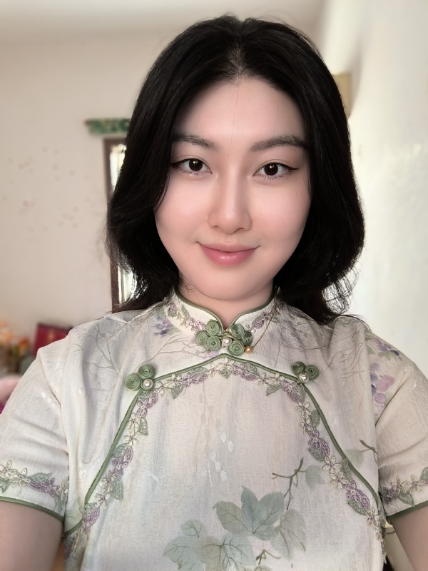 梅莱的第一张照片--石家庄相亲服务中心