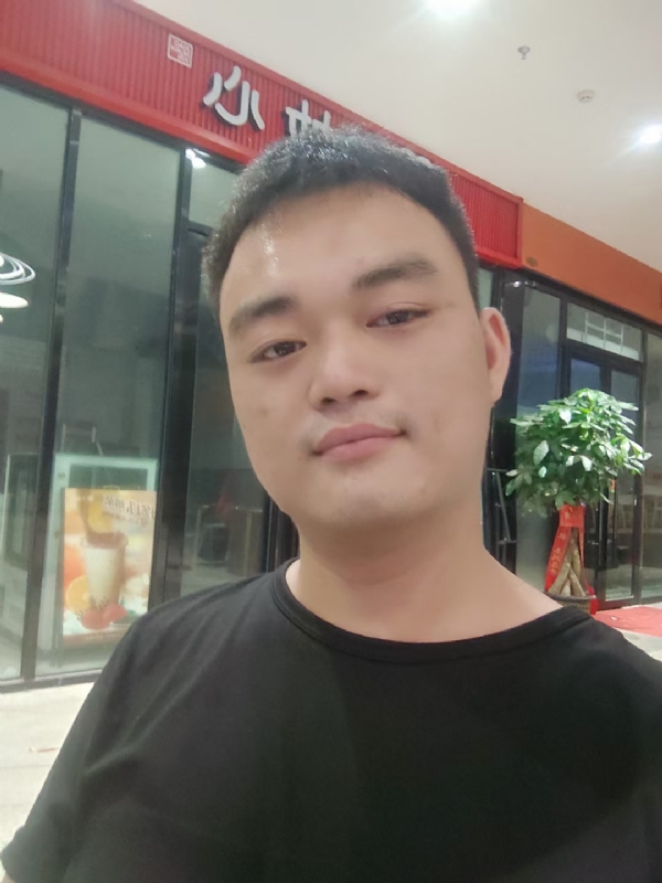 寻找另一半的第一张照片--石家庄相亲服务中心