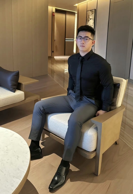 李寒外改英文可家的第一张照片--石家庄相亲服务中心