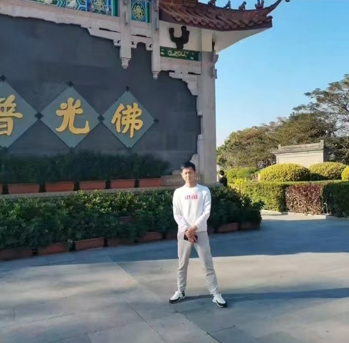 星艺的第一张照片--石家庄相亲服务中心